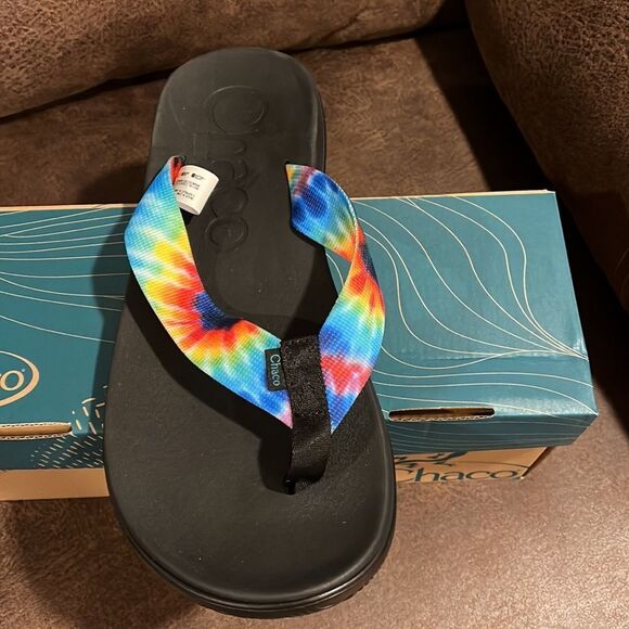 NIB Mens Chaco flip flops - Picture 2 of 3